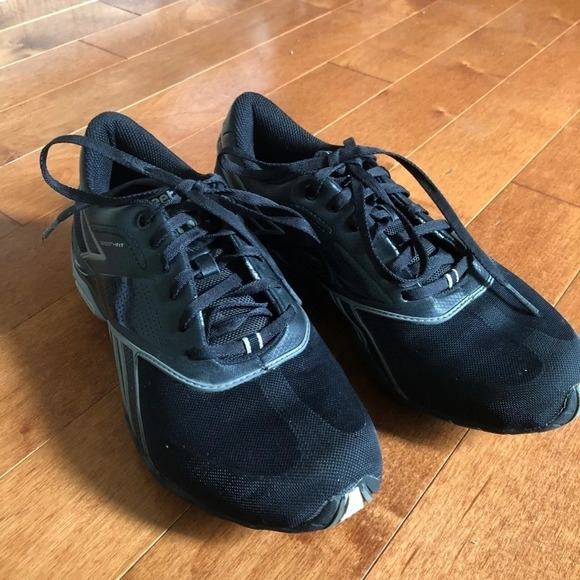 Women's Black Reebok Runners Size  6.5 - Picture 5 of 6